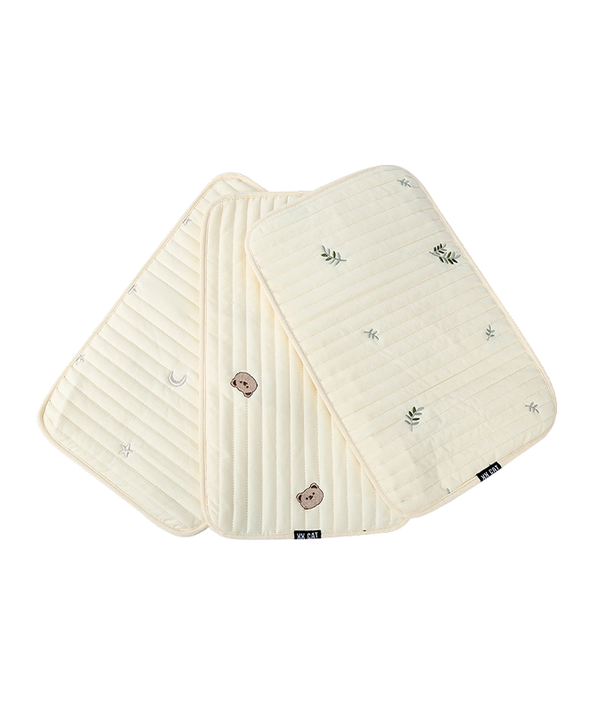 Double-Sided Use Dot Velvet Pillow