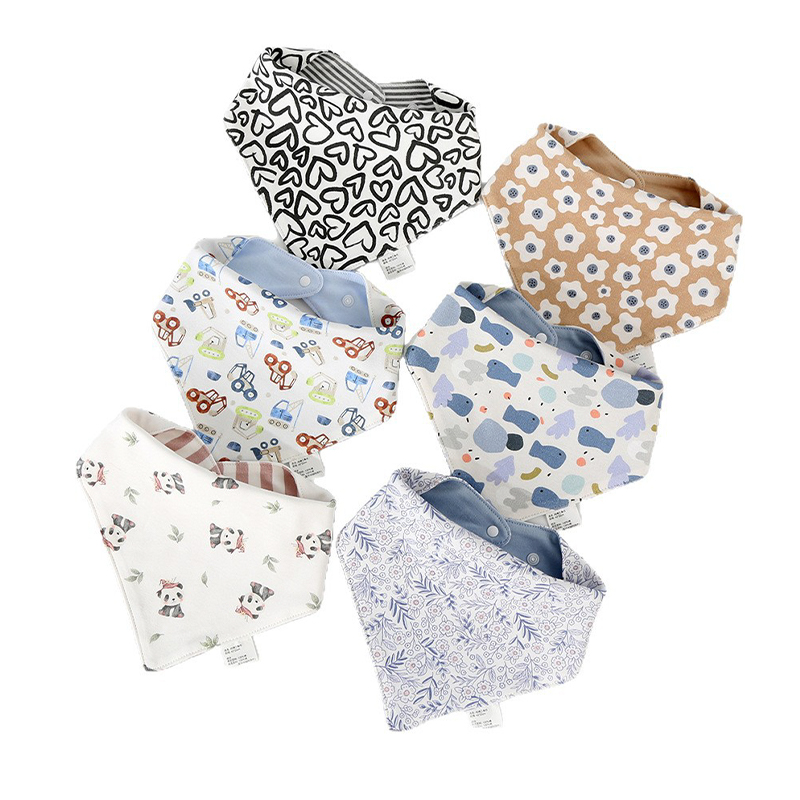 Double-Sided Knitted Fabric Triangular Scarf