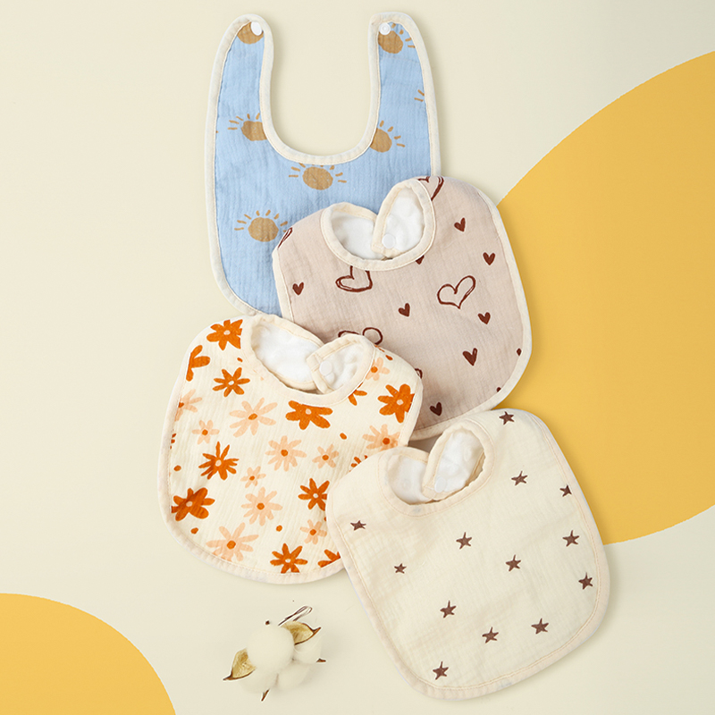 U-shaped Printed Dot Velvet Bib（Crepe Fabric）