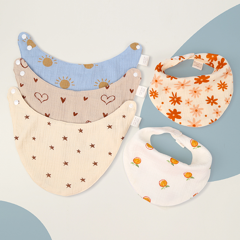 Printed Triangle Bib Printed Triangle Bib