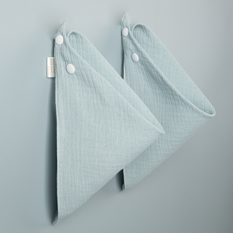Muslin Triangle Bib Muslin Triangle Bib