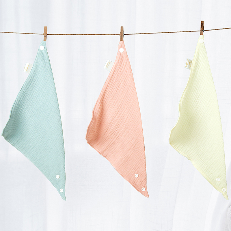 Muslin Triangle Bib Muslin Triangle Bib