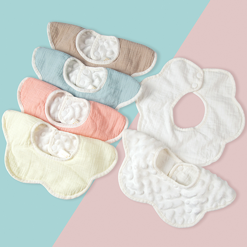 Dot Velvet Petal Bib（Piping In Same Color)