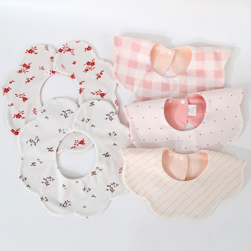 6-Layer Muslin Bib