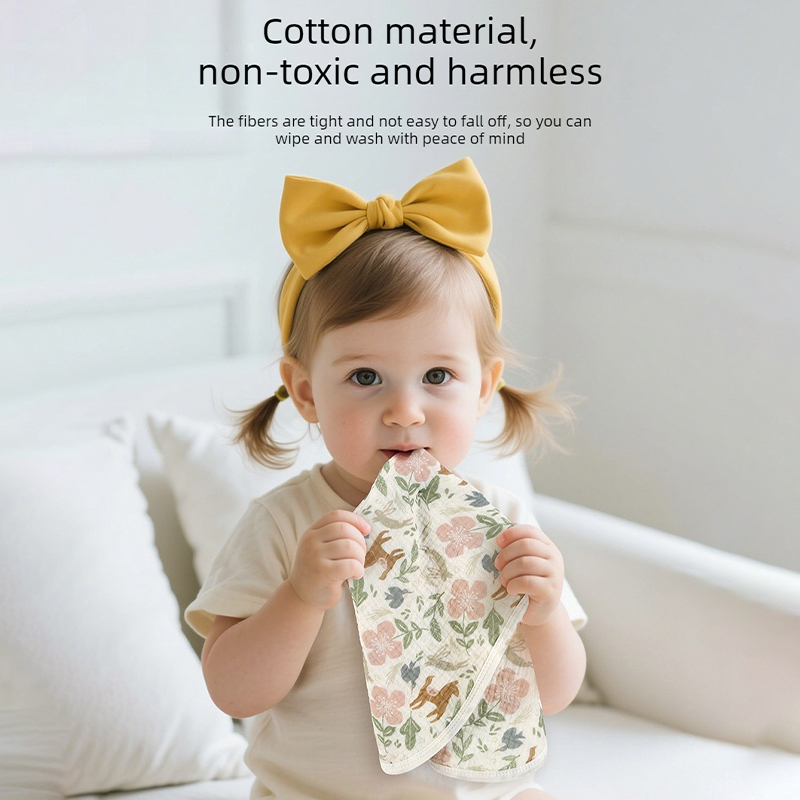 Double-Arc Crinkle Burp Cloth