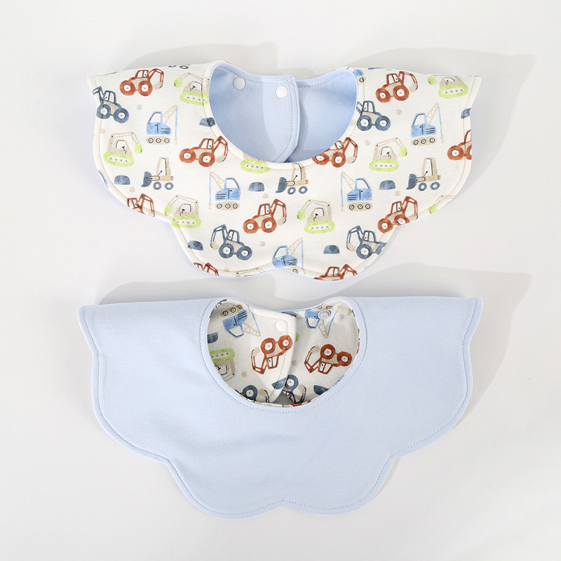 Knitted Waterproof Petal Bib