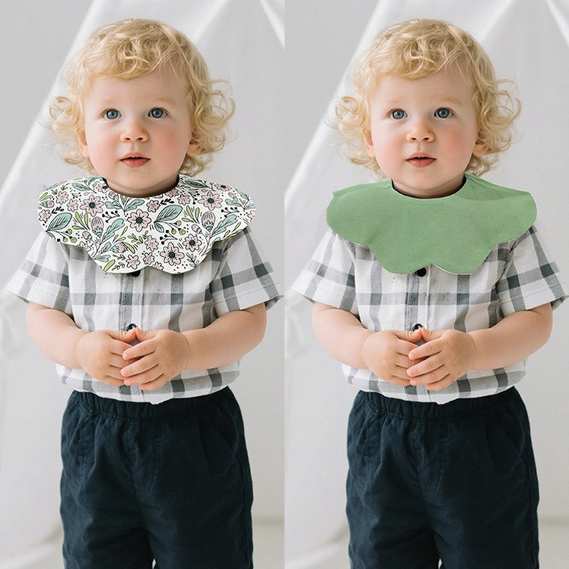 Knitted Waterproof Petal Bib