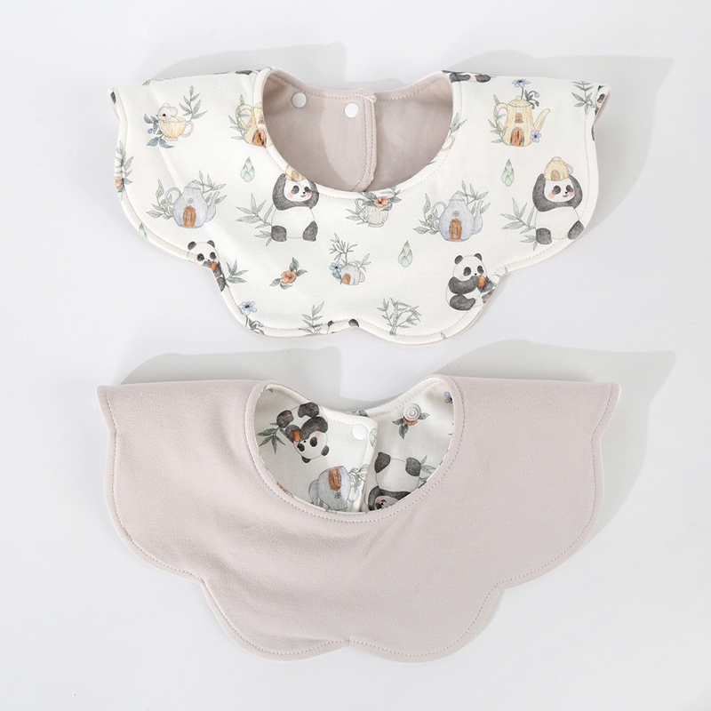 Knitted Waterproof Petal Bib