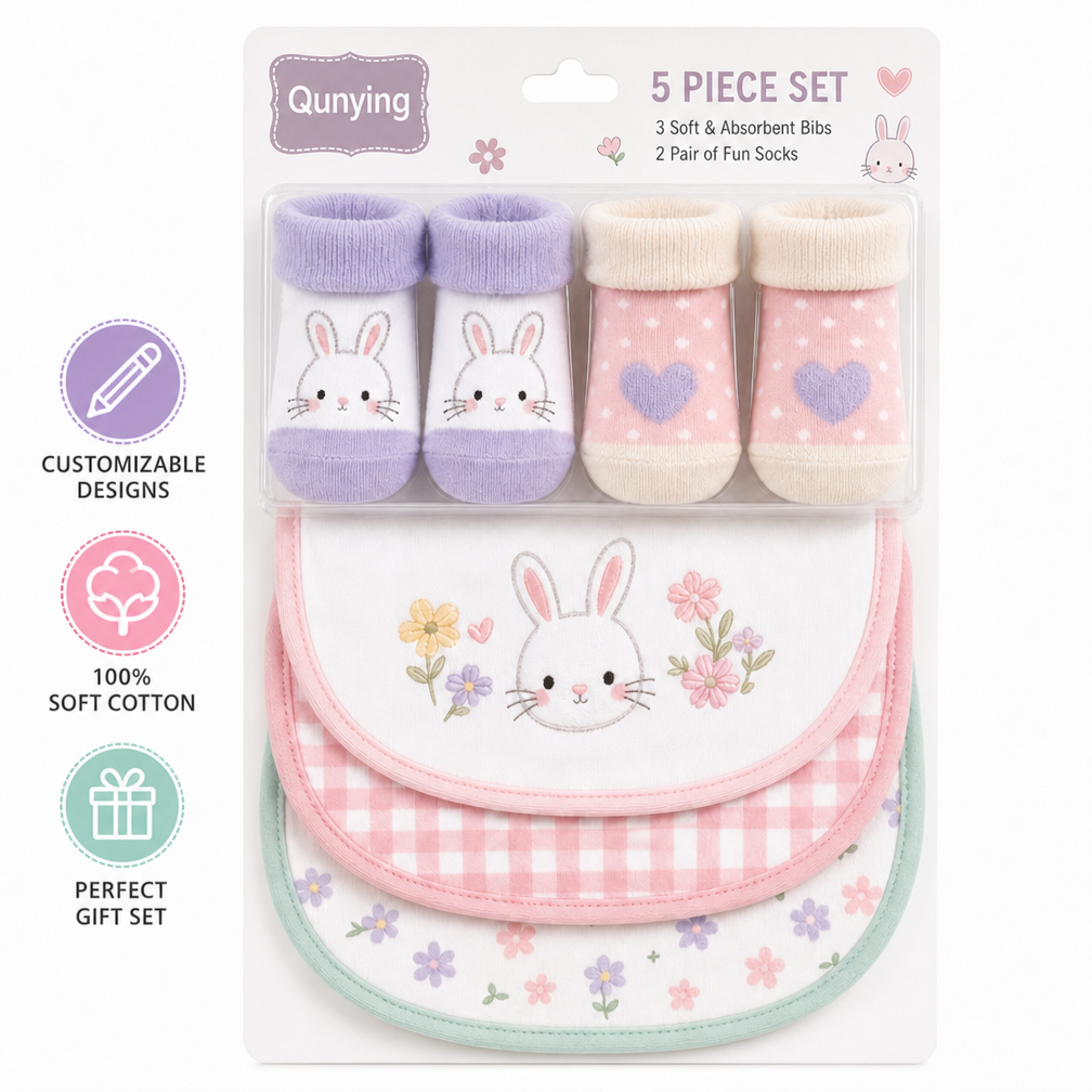 100% Cotton Eco-Friendly Strong Water Absorption Washable Baby Bibs and Sock Sets